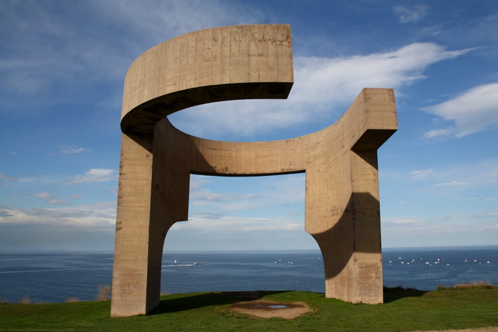 Escultura exterior Chillida