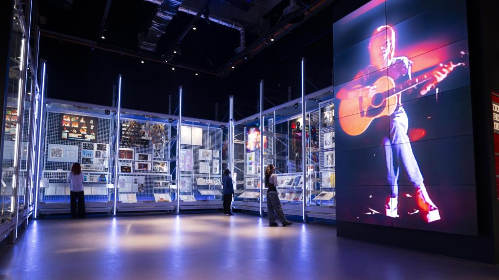 V&A East Storehouse, David Bowie Room