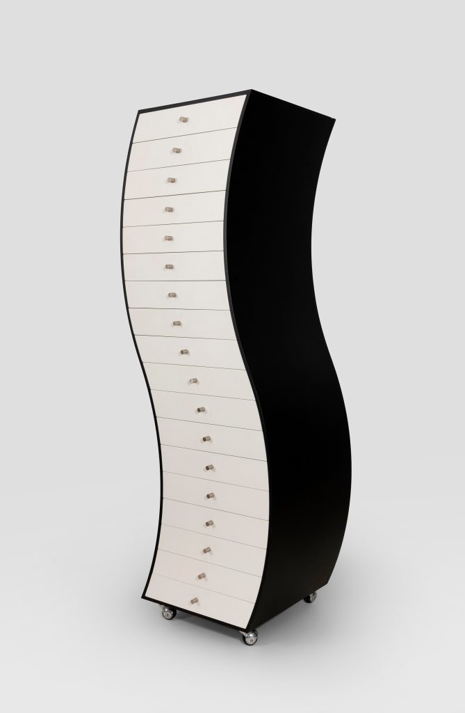 Cómoda Side I de Shiro Kuramata - Vendida en 10.000€