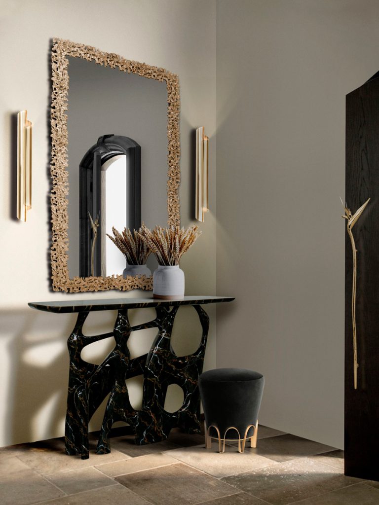 Lote 40026180 - Pair of wall sconces "Cyrus", BOCA DO LOBO