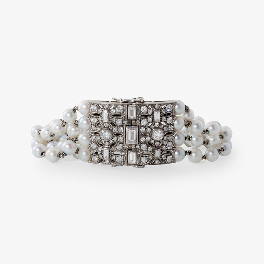 
Art Deco Bracelet with Pearls and Diamonds